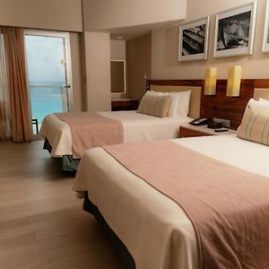 Deluxe Double Room Partial Ocean View